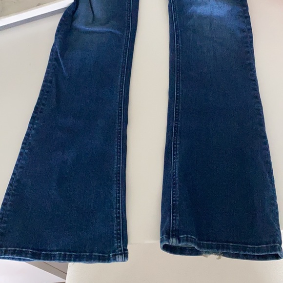 Mother Runaway Denim Jeans - Picture 7 of 9